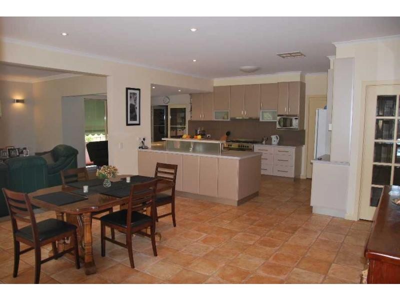 2 View Court, Cobram VIC 3644
