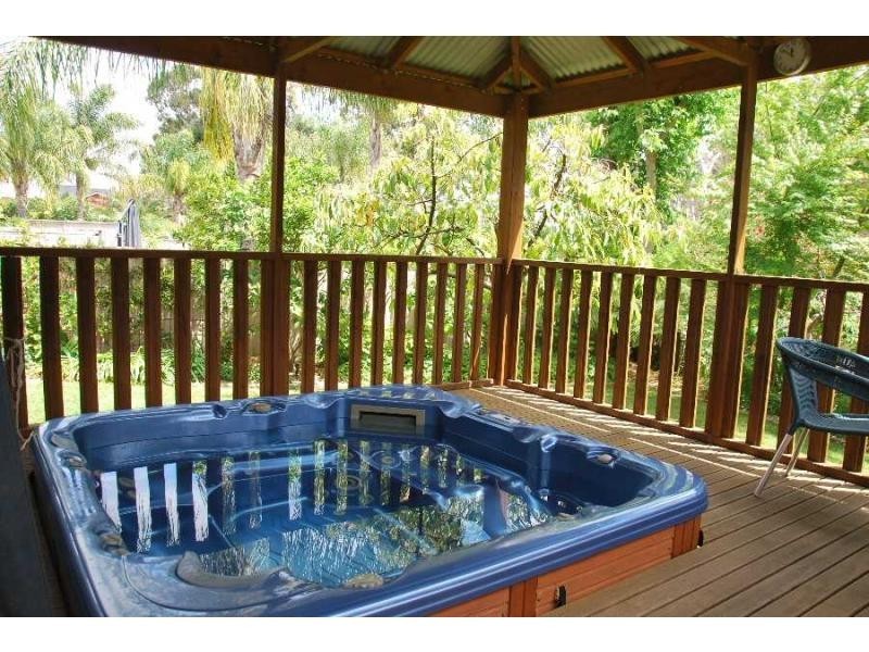 2 View Court, Cobram VIC 3644