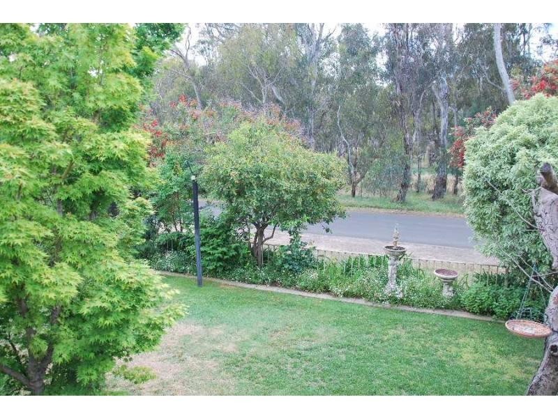 2 View Court, Cobram VIC 3644
