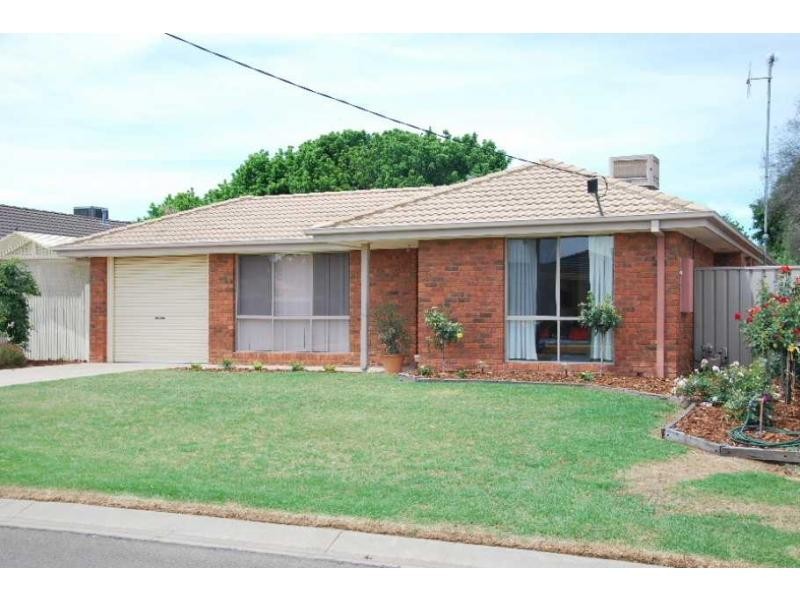 16 Gorton Street, Cobram VIC 3644