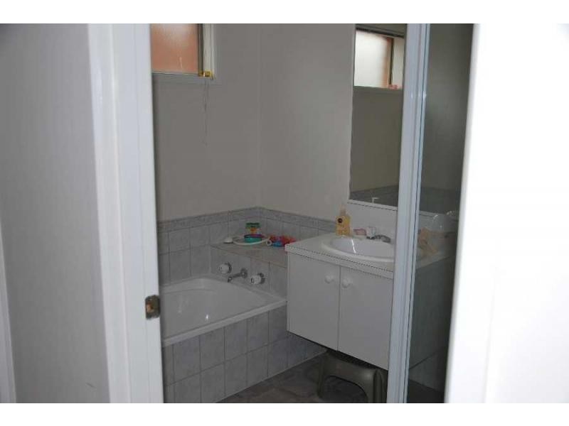 16 Gorton Street, Cobram VIC 3644