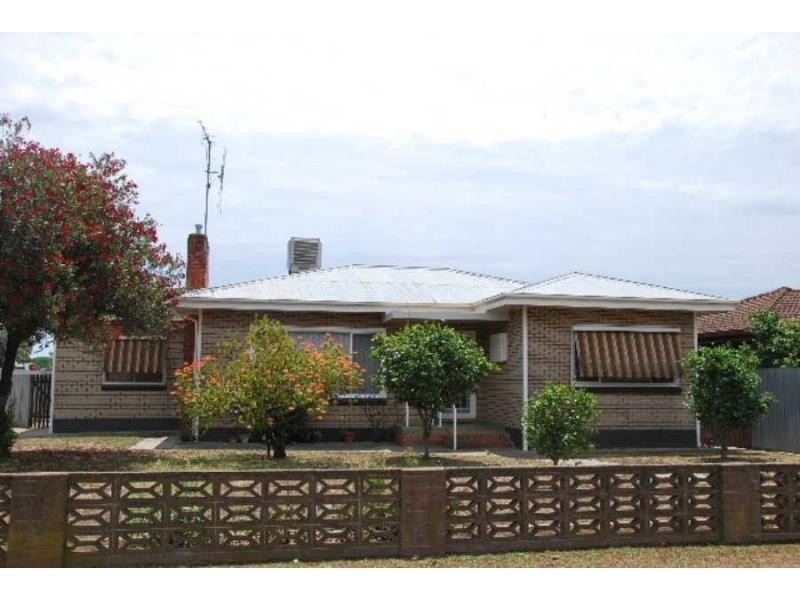 1 Sledmere Avenue, Cobram VIC 3644