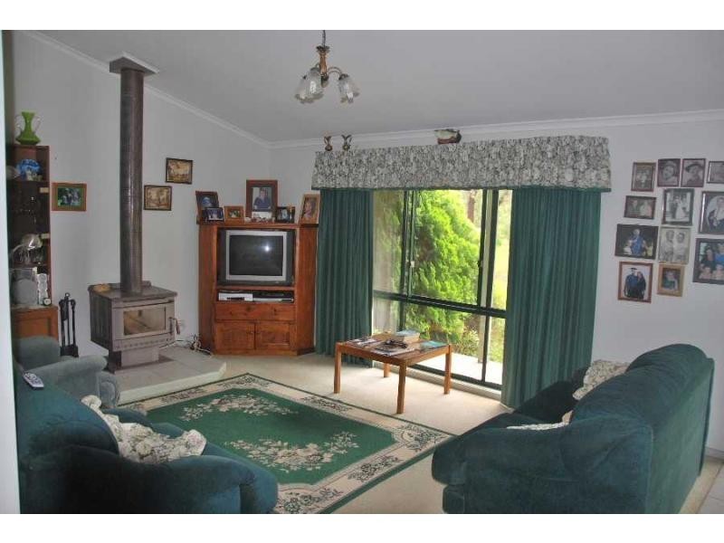 7131 – 7149 Goulburn Valley Highway, Koonoomoo VIC 3644