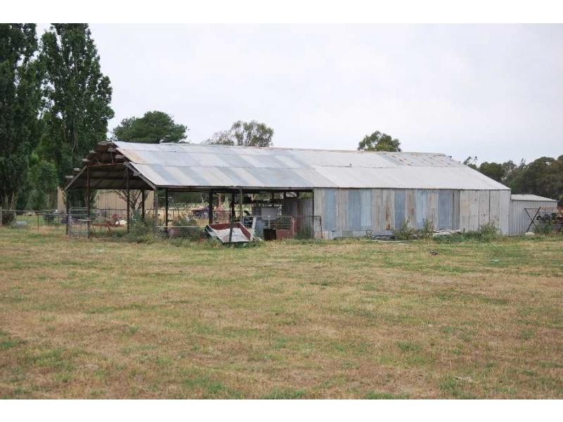 7131 – 7149 Goulburn Valley Highway, Koonoomoo VIC 3644