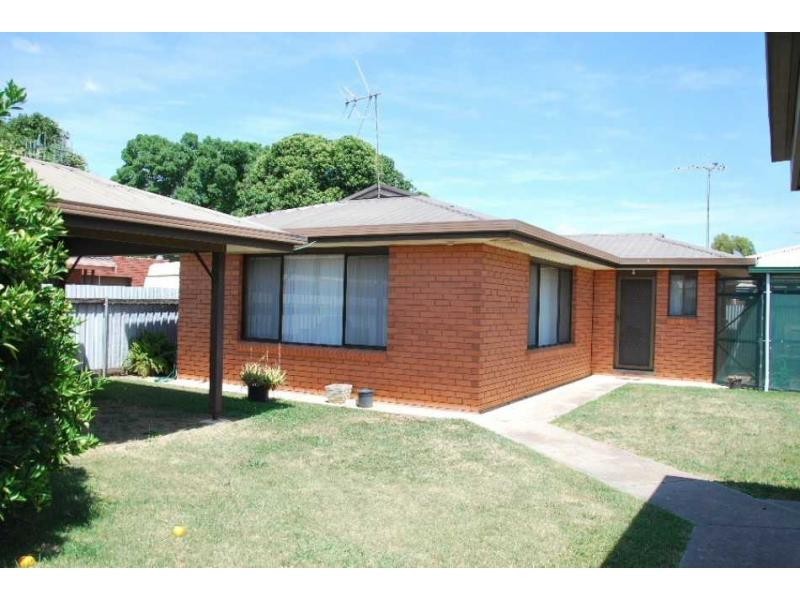 8 Yanco Court, Cobram VIC 3644