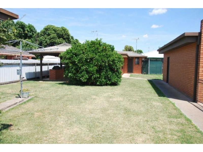 8 Yanco Court, Cobram VIC 3644