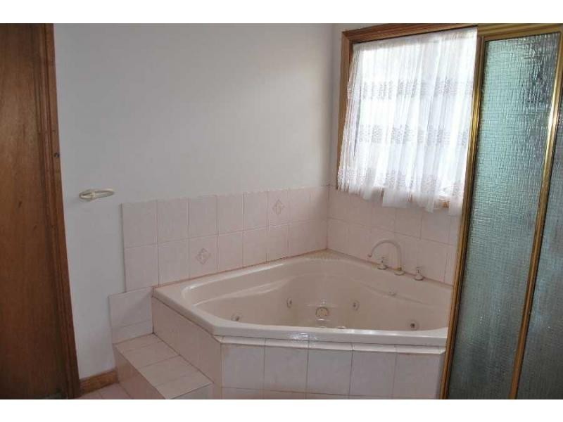 28 Gemmell Street, Cobram VIC 3644