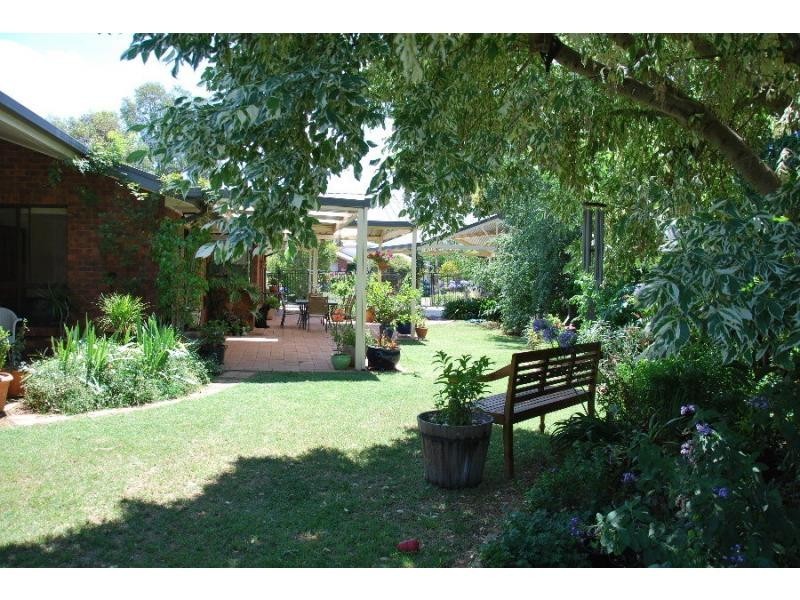 12 Apricot Circuit, Cobram VIC 3644