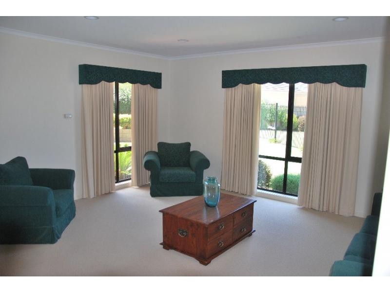 6 Collina Court, Cobram VIC 3644
