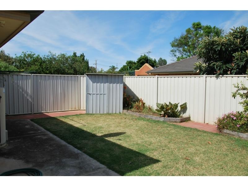 Unit 1/5 Apricot Circuit, Cobram VIC 3644