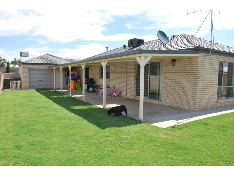 4 Russell Court, Barooga NSW 3644