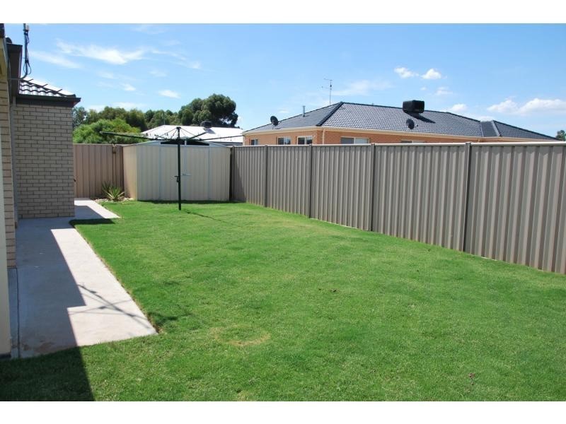 4 Russell Court, Barooga NSW 3644