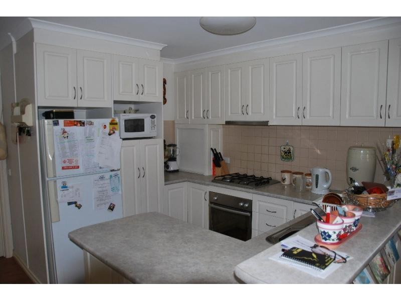 4 Victoria Avenue, Barooga NSW 3644