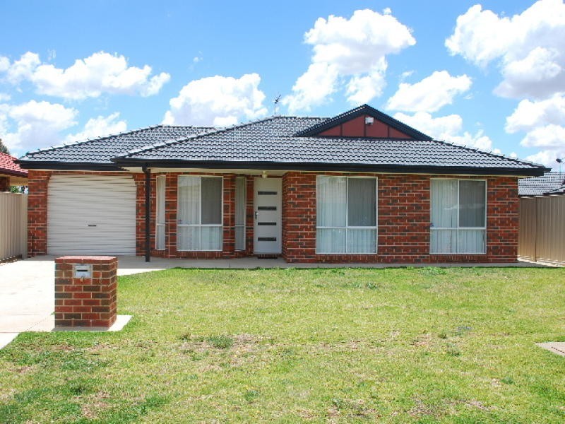 Unit 1/18 Hume Street, Cobram VIC 3644