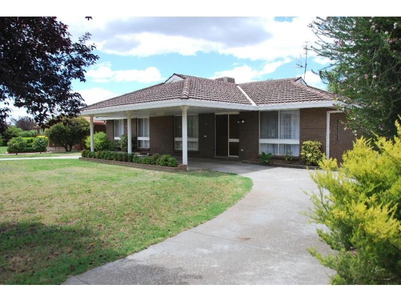 11 Toms Drive, Cobram VIC 3644