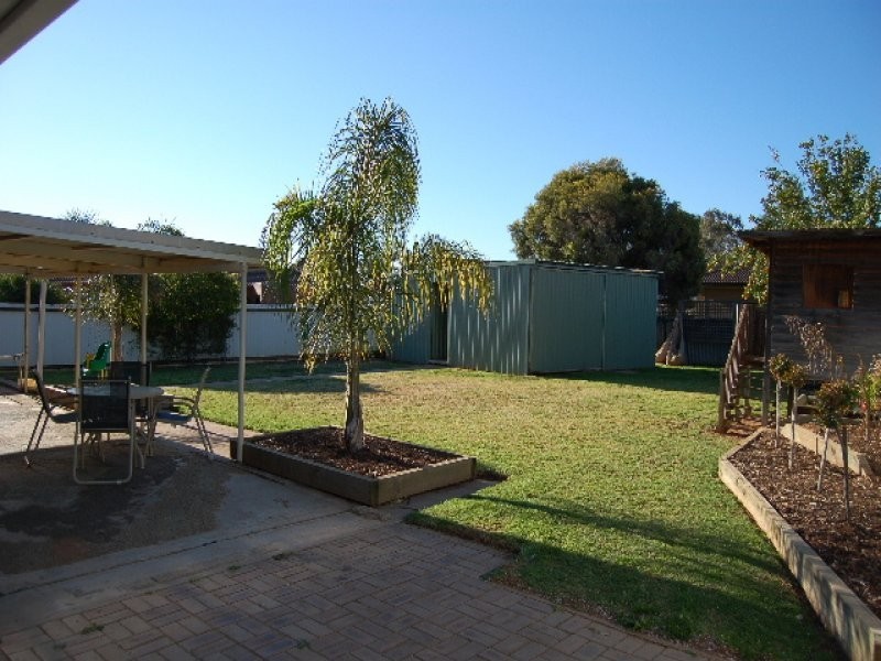 11 Toms Drive, Cobram VIC 3644