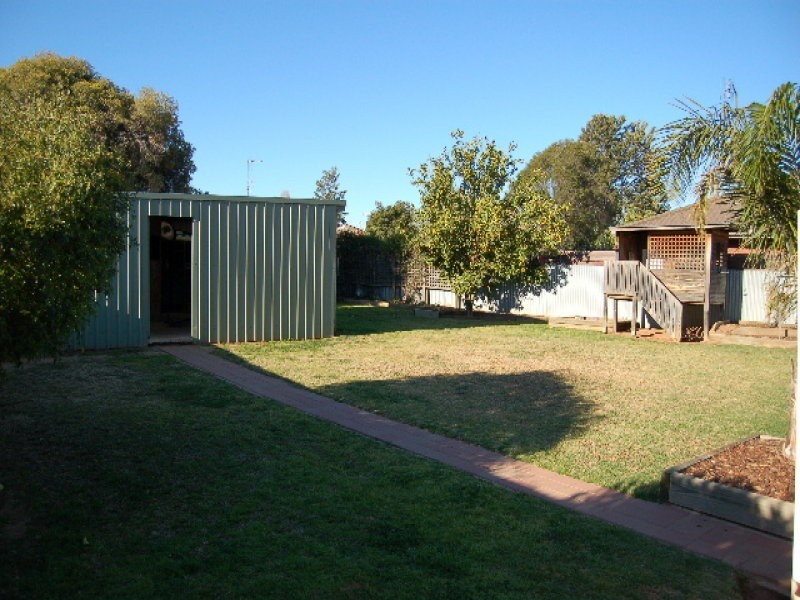 11 Toms Drive, Cobram VIC 3644