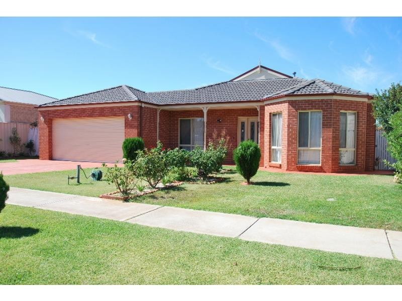 20 Apricot Circuit, Cobram VIC 3644