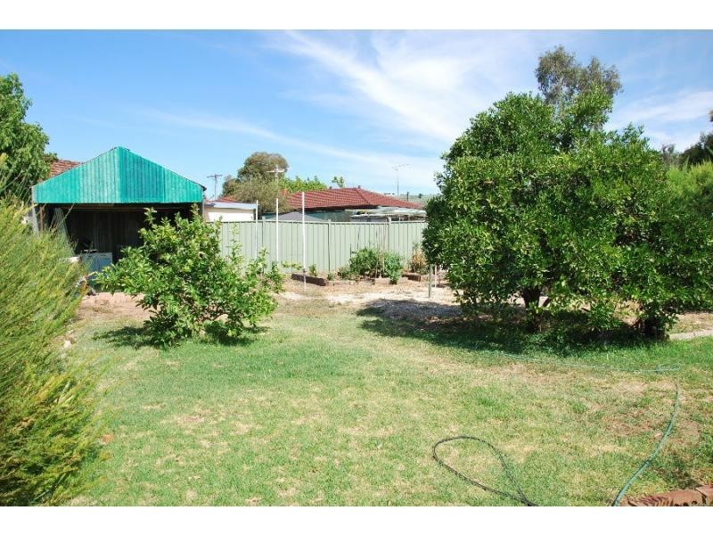 9 Wadeson Street, Cobram VIC 3644