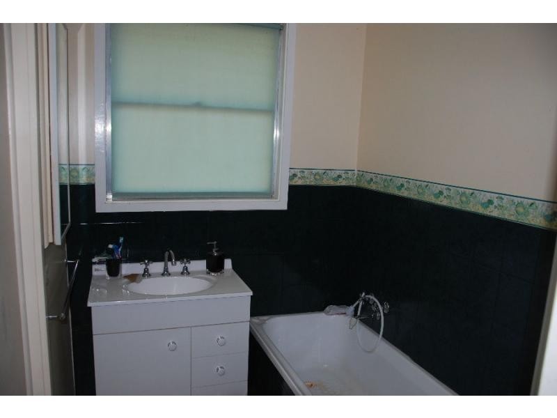 10 Acacia Street, Cobram VIC 3644