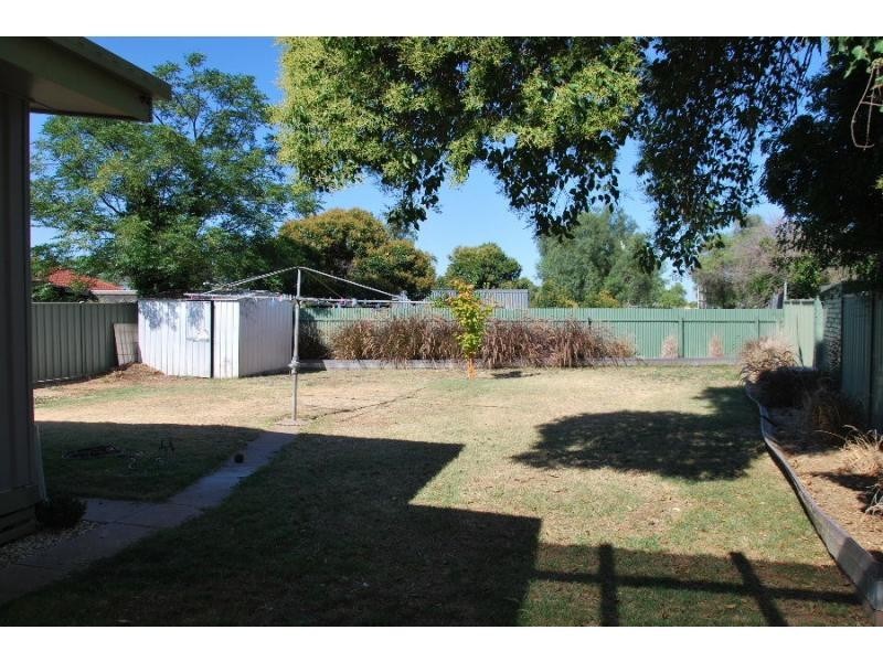10 Acacia Street, Cobram VIC 3644
