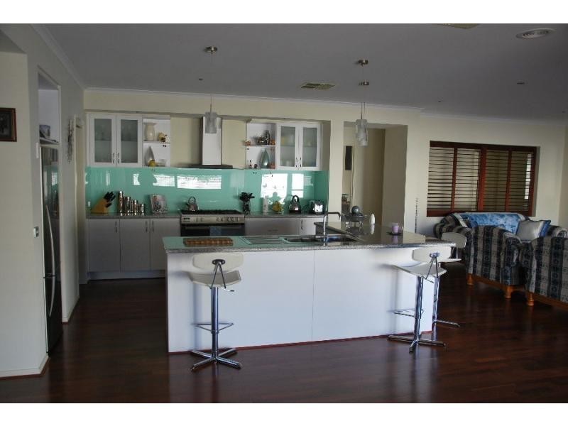 6 Victoria Avenue, Barooga NSW 3644