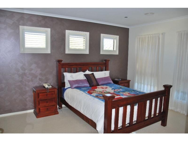 6 Victoria Avenue, Barooga NSW 3644