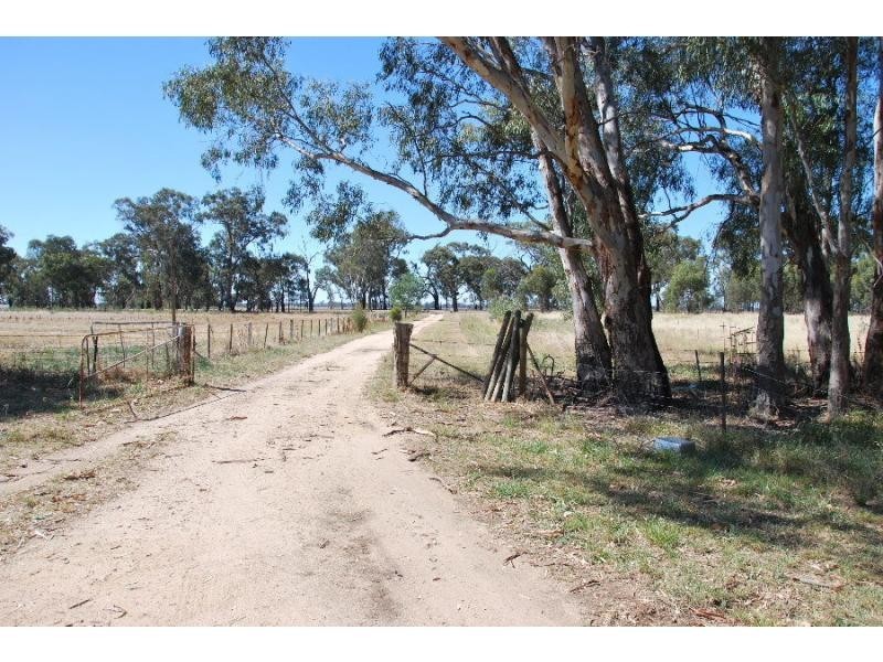 933 Murray Valley Highway, Strathmerton VIC 3641