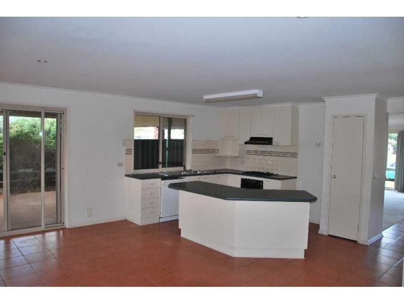 34 Wiruna Street, Barooga NSW 3644