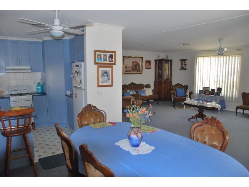 36 Oasis Drive, Oasis Village, Cobram VIC 3644