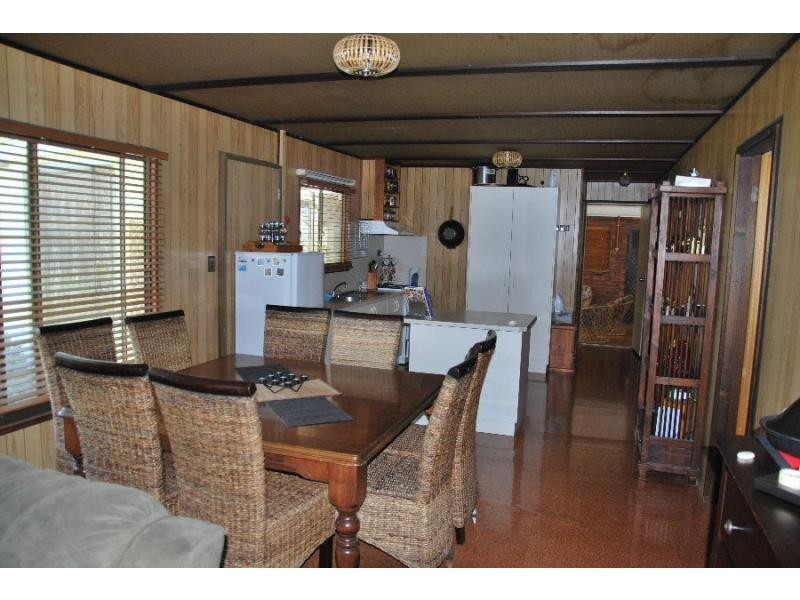 1043 Goulburn Valley Highway, Koonoomoo VIC 3644