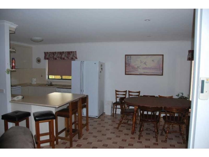 39 Oasis Drive, Oasis Village, Cobram VIC 3644