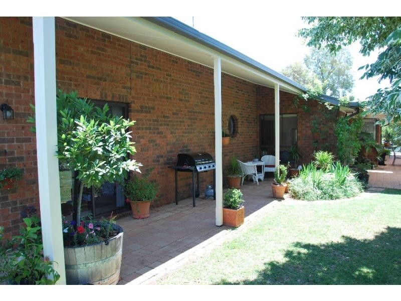 12 Apricot Circuit, Cobram VIC 3644