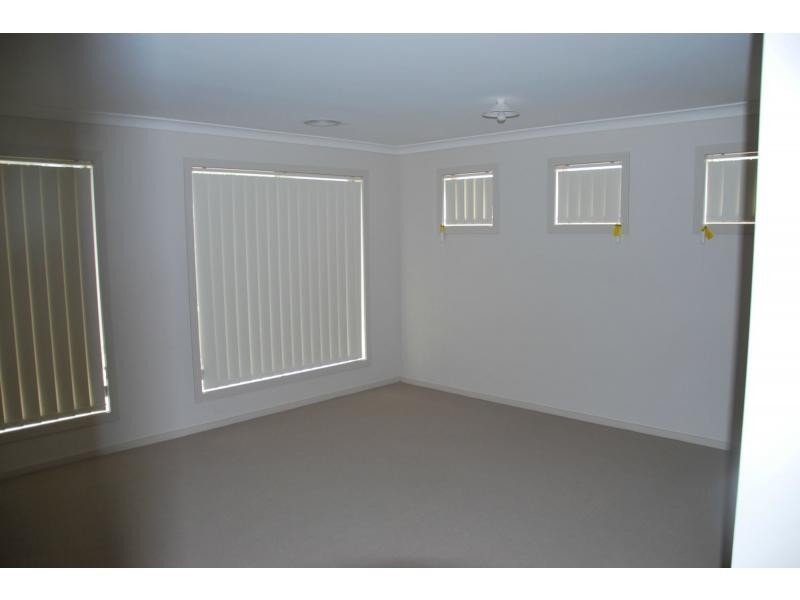 22 Nugget Fuller Drive, Tocumwal NSW 2714