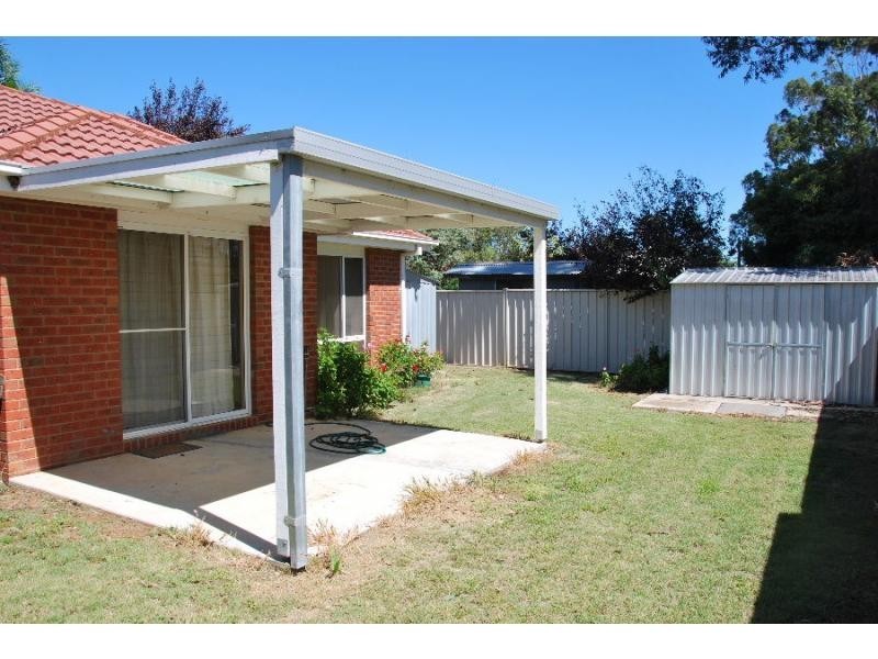 Unit 2/1 Horner Street, Cobram VIC 3644
