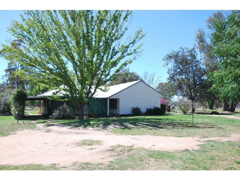7243 Goulburn Valley Highway, Koonoomoo VIC 3644