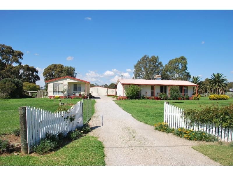 87 – 89 Murray Street, Tocumwal NSW 2714