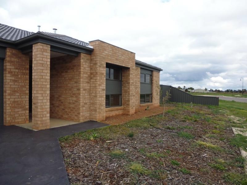 3 Cosmo Drive, Cobram VIC 3644