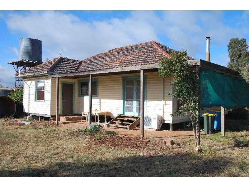 6 Suttons Lane, Bearii VIC 3641