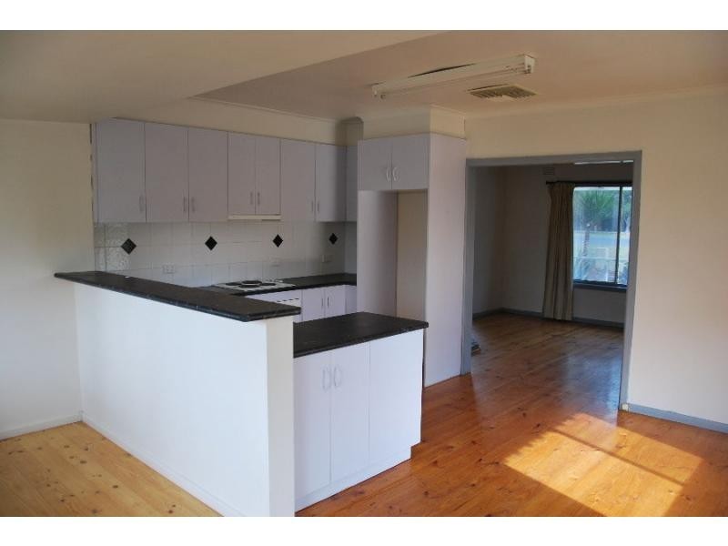 30 Hughes Street, Barooga NSW 3644