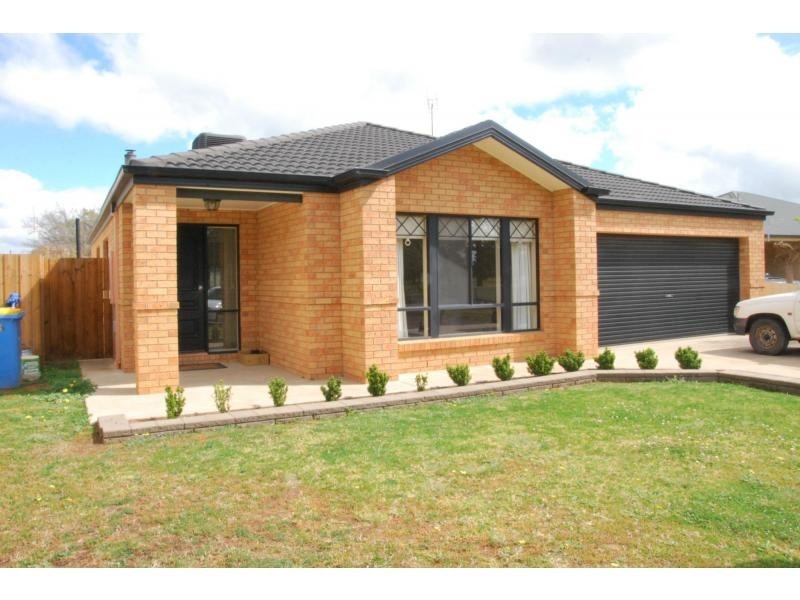 57 Denison Street, Berrigan NSW 2712