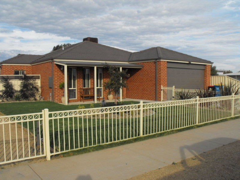 38 Campbell Road, Cobram VIC 3644