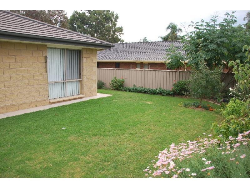 15 Johns Drive, Barooga NSW 3644
