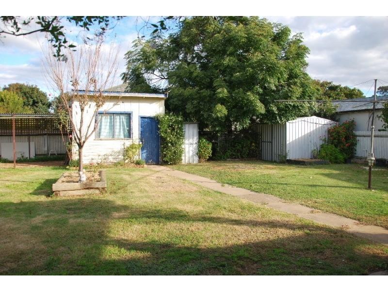 44 Mookarii Street, Cobram VIC 3644