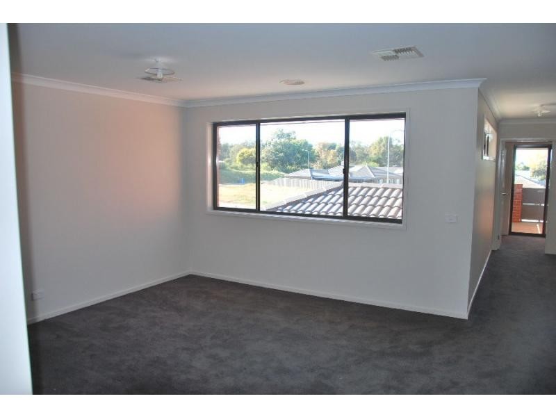 4 Mavis Steward Drive, Barooga NSW 3644