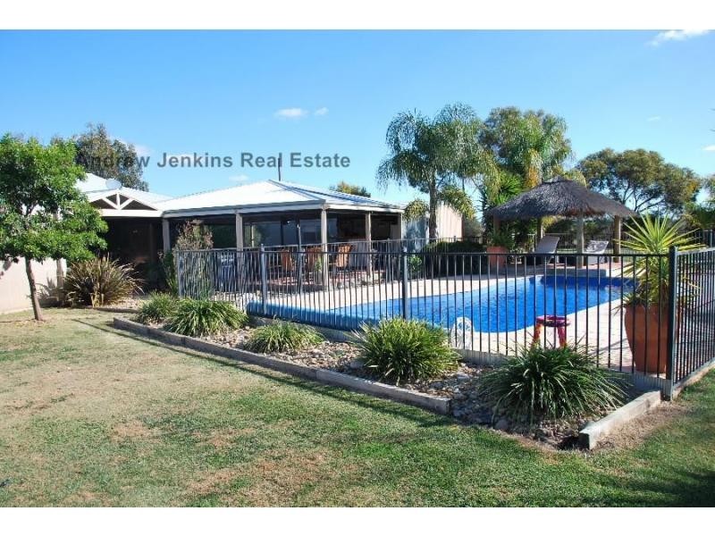 179 Hughes Street, Barooga NSW 3644