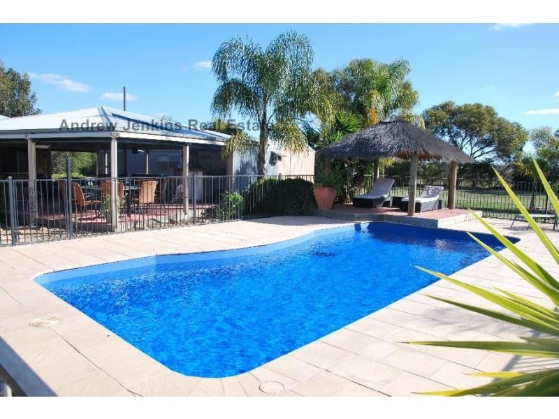 179 Hughes Street, Barooga NSW 3644
