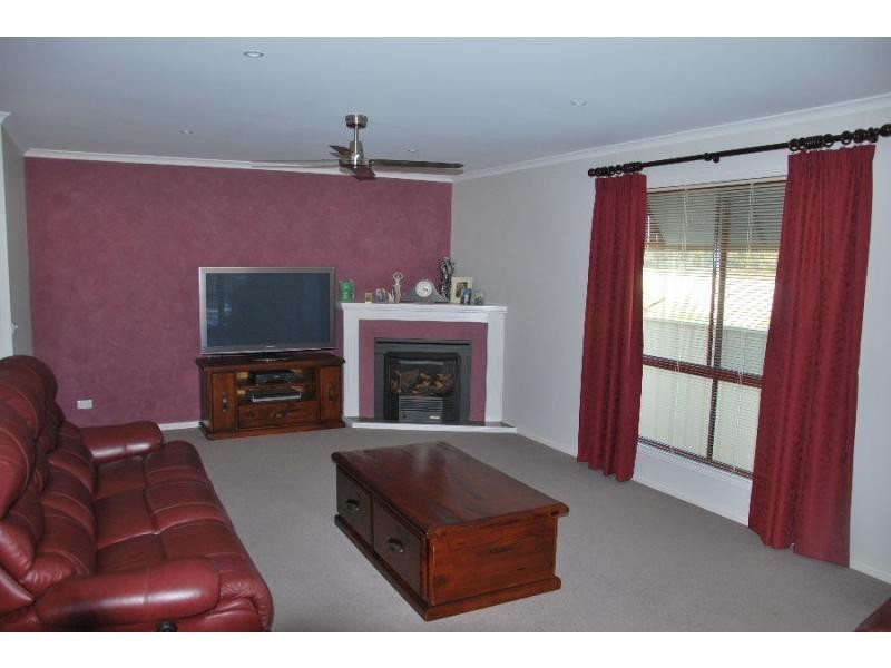 2 Savanna Drive, Green Palms Village, Cobram VIC 3644