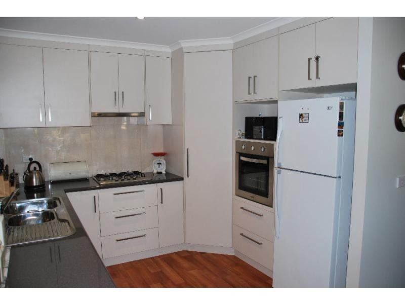 2 Savanna Drive, Green Palms Village, Cobram VIC 3644