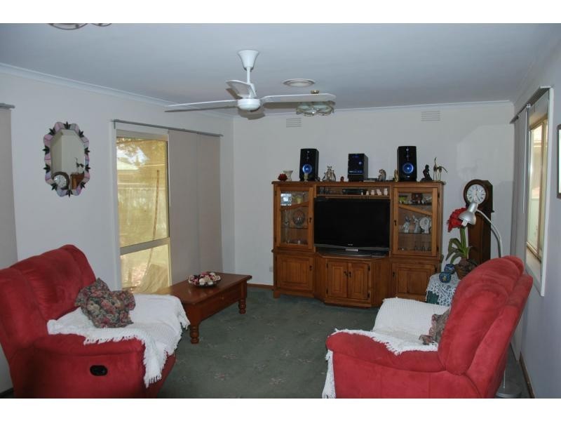 33 Blackwood Crescent, Cobram VIC 3644